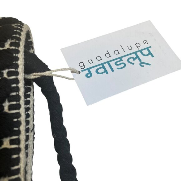 Guadalupe Designs Black & Natural Woven Clutch Crossbody NWT - Picture 2 of 7